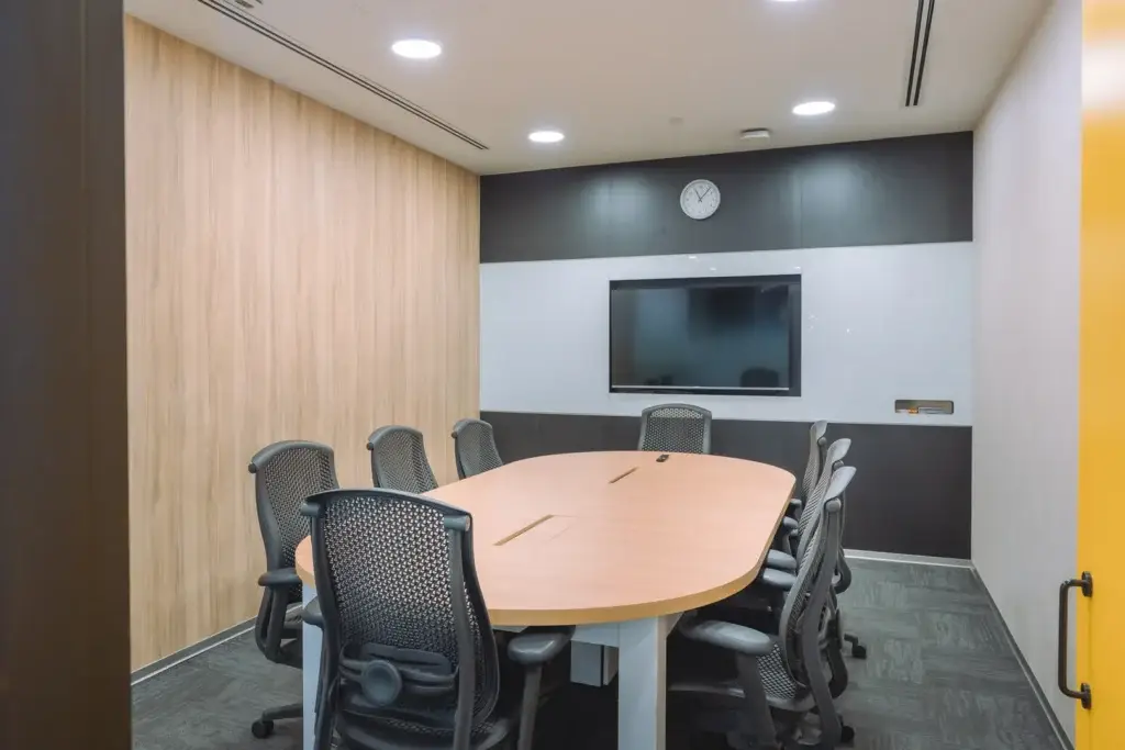 Centennial Business Suites – Bugis Junction Towers Penthouse – 8-pax conference room at Centennial Business Suites Bugis Junction Towers Penthouse
