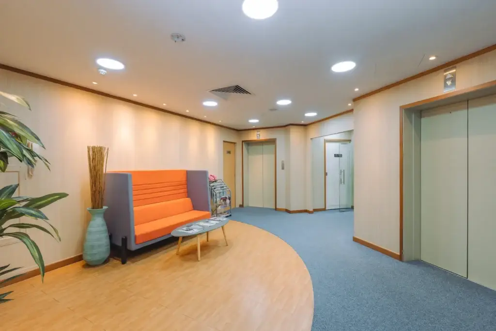 Centennial Business Suites @ The Octagon, Cecil Street – Lift lobby at The Octagon, Cecil Street Singapore