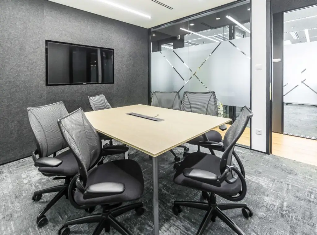 Compass Offices – Serviced Offices & Coworking Space at Singapore Land Tower, Raffles Place, Singapore – DSC4011-3_R3-1080×800-227KB-2025-09-26T08-58-52-477Z
