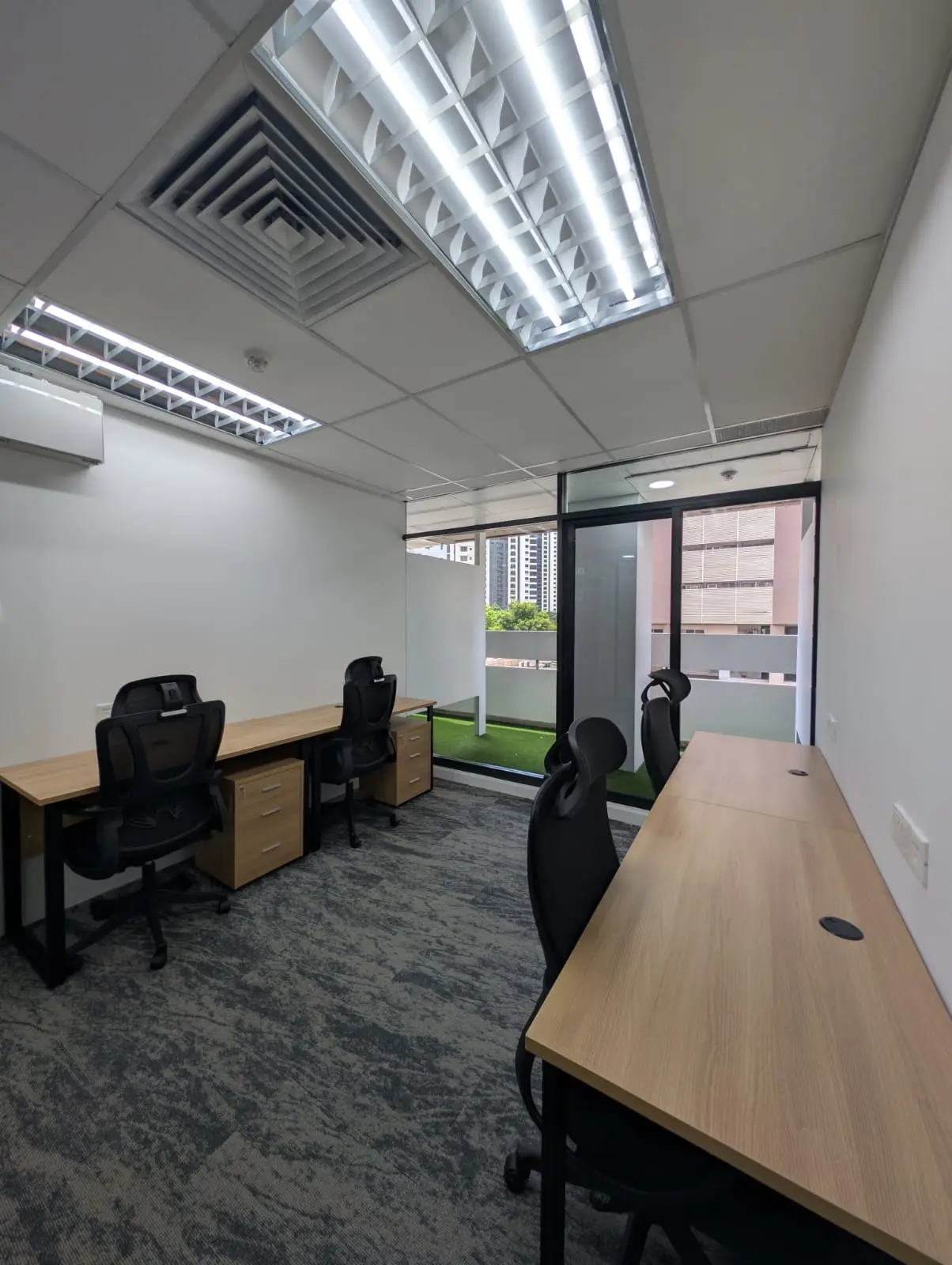 Fitted private office at Verve Offices Orchard Towers Singapore
