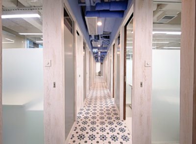 Metropolitan Workspace – Serviced Offices & Coworking at Silver Fortune Plaza, Central – e960cfa0c017c80e