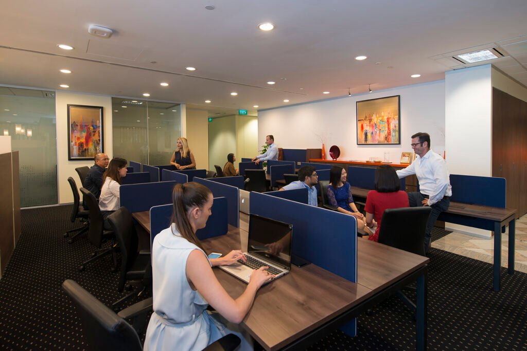 Servcorp- Marina Bay Financial Centre Tower 2 – 20180201 MBFC_Hotdesk-LM