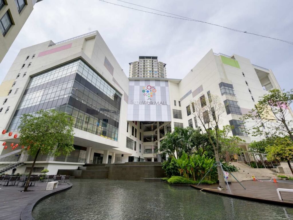 Regus – SetiaWalk, Puchong – 5210_1