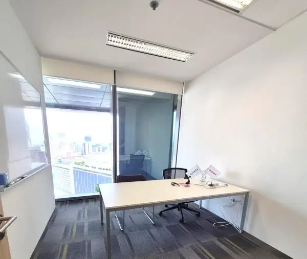 Guoco Tower – Guoco Tower office room