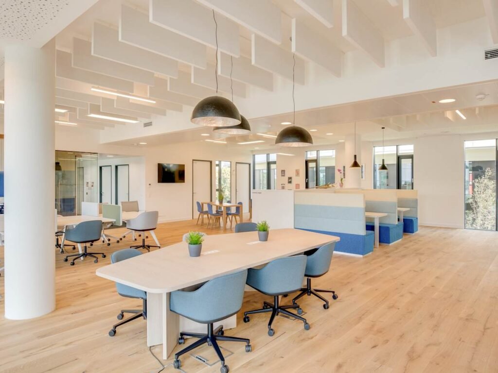 Regus – Regal House, Ampang, Kuala Lumpur – Regus_Messecarree_Vienna_Austria_18