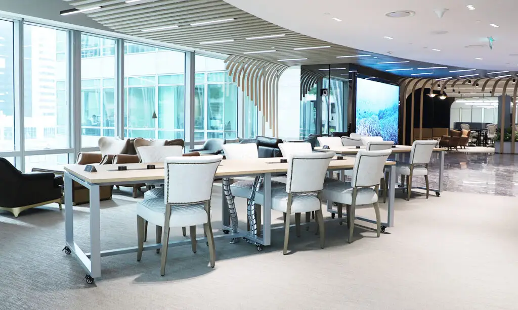 The Executive Centre – Serviced Offices at Capital Square, Singapore – Coworking space seating at The Executive Centre Capital Square