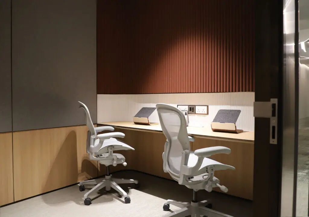 The Executive Centre – Serviced Offices at Capital Square, Singapore – Private call booth at The Executive Centre Capital Square