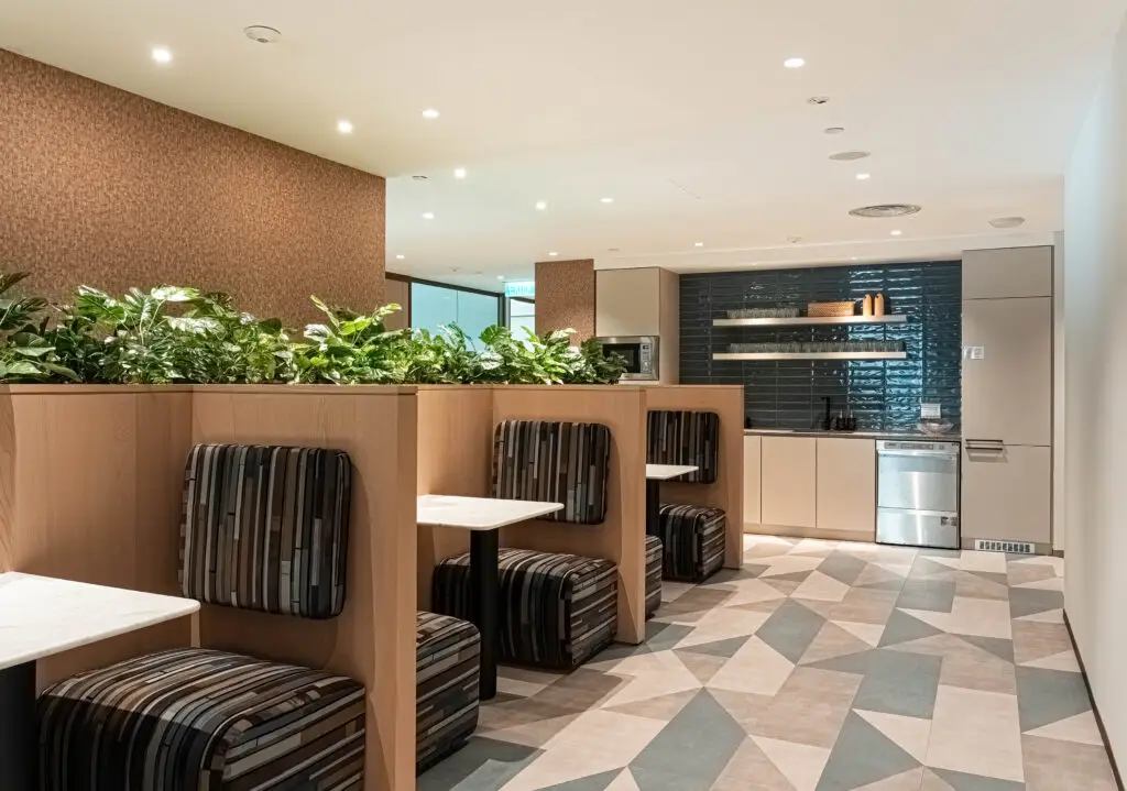 The Executive Centre – Singapore Land Tower – Self-service pantry bar at The Executive Centre Singapore Land Tower