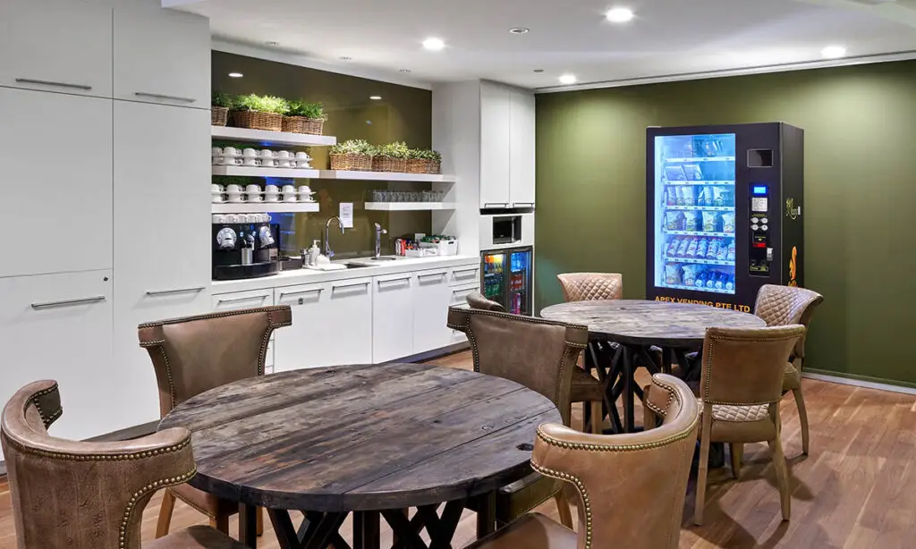 The Executive Centre – Six Battery Road – Coworking pantry space at The Executive Centre Six Battery Road
