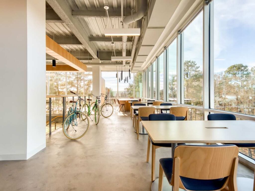 Regus – Plaza Mont Kiara, Mont Kiara, Kuala Lumpur – Spaces_Station_at_East_54_4740_NC_Chapel_Hill_USA_Coworking_1-2