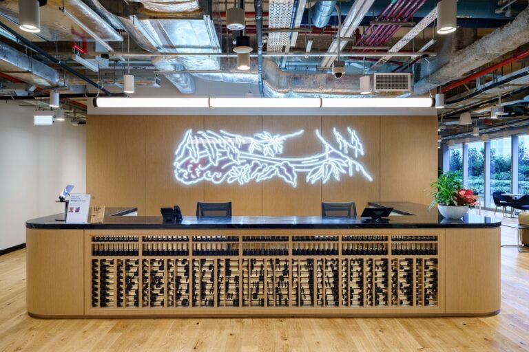 WeWork – Coworking Space at 30 Raffles Place, Singapore