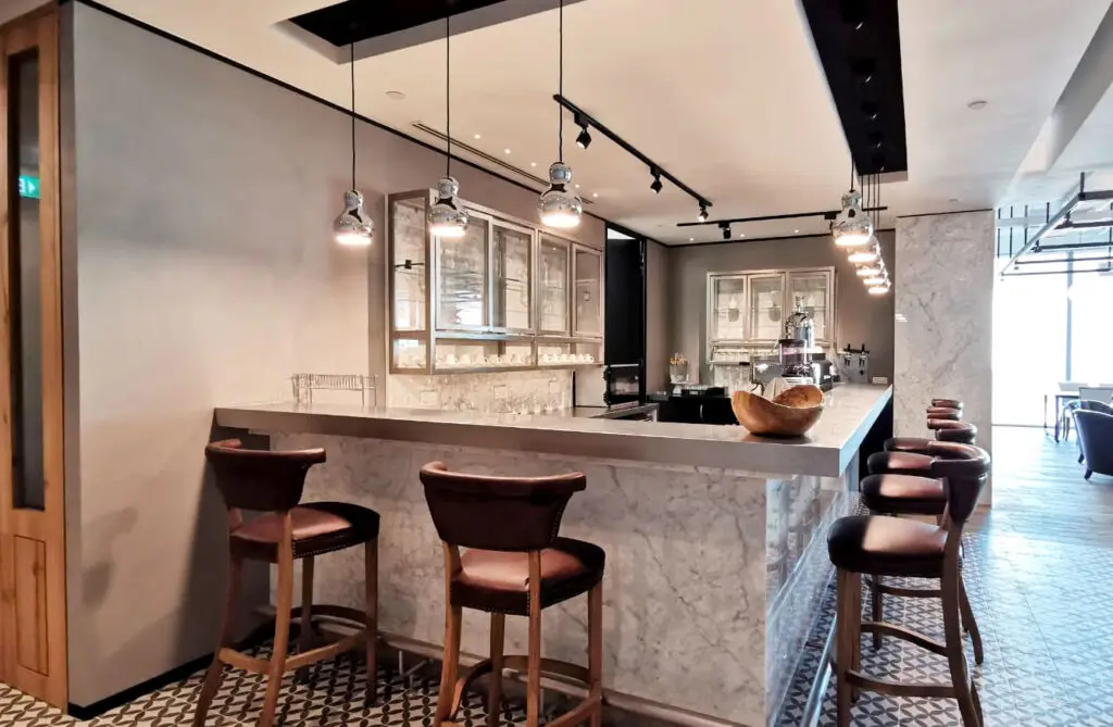 The Executive Centre – Ocean Financial Centre – Marble barista bar at The Executive Centre Ocean Financial Centre