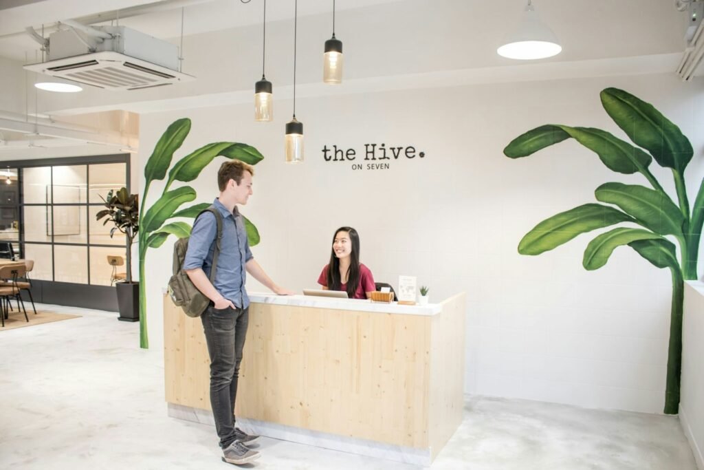 the Hive on Seven – 2-1556589352.jpg