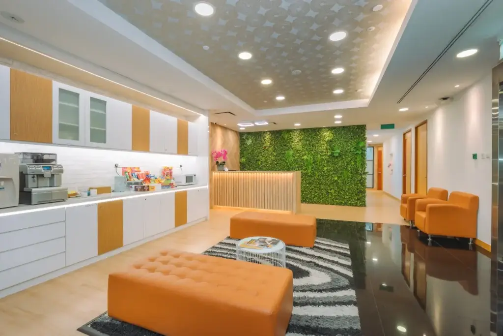Centennial Business Suites – Shaw House, Orchard Road – Communal pantry area at Centennial Business Suites Shaw House