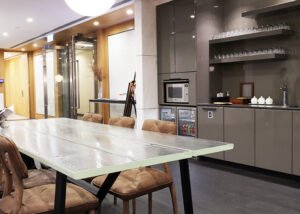 The Executive Centre – Serviced Offices & Coworking at The Hong Kong Club Building, Central gallery image 3