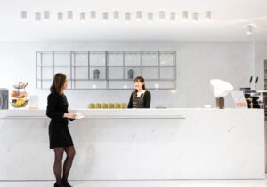 The Executive Centre – Serviced Offices & Coworking at One IFC, Central gallery image 5