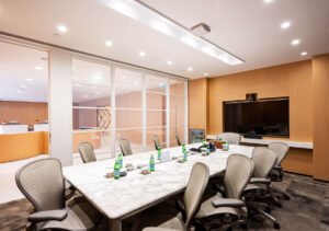 The Executive Centre – Serviced Offices & Coworking at One IFC, Central gallery image 4