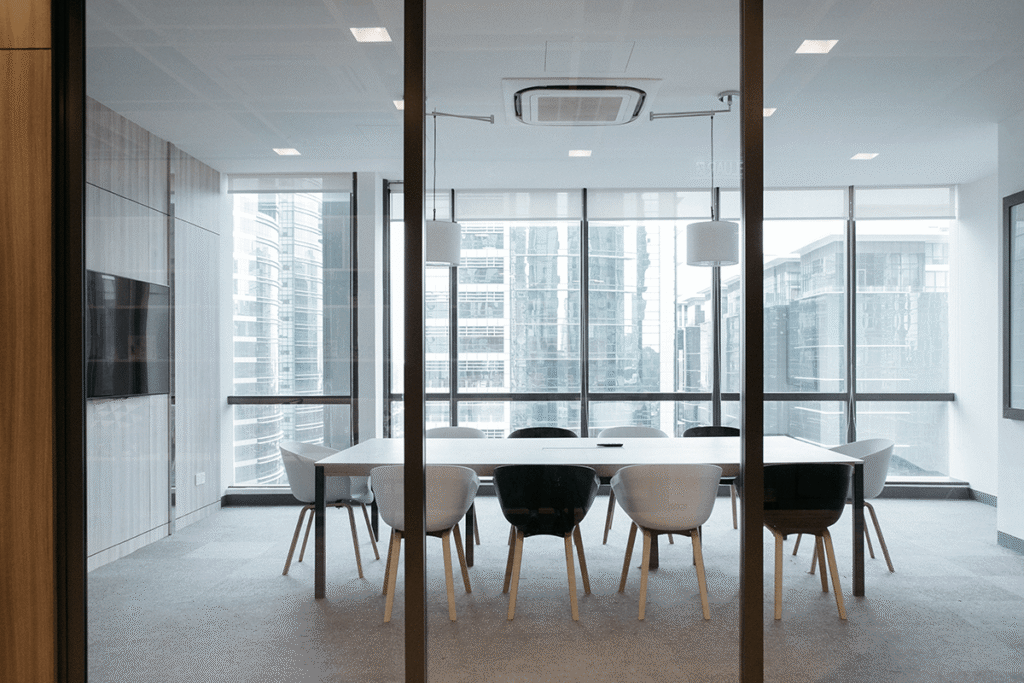 Komune Co-Working Space – Wisma UOA II, KLCC, Kuala Lumpur – Komune-Co-Working-Space-Meeting-Room