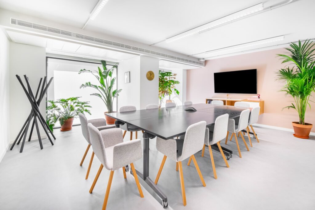 Spaces – Coworking Office at Luhu 300, Yuexiu, Guangzhou, China – MR_7-1