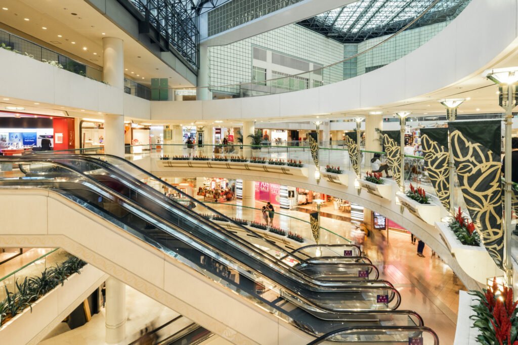 Raffles City Tower – Raffles City Shopping Centre at the base of Raffles City, City Hall, Singapore