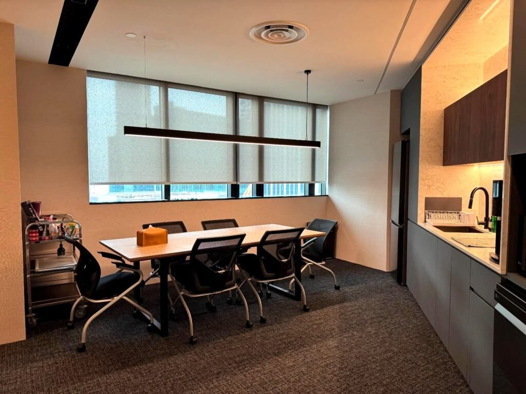 Republic Plaza – Fitted meeting room with kitchenette, Republic Plaza, Raffles Place, Singapore
