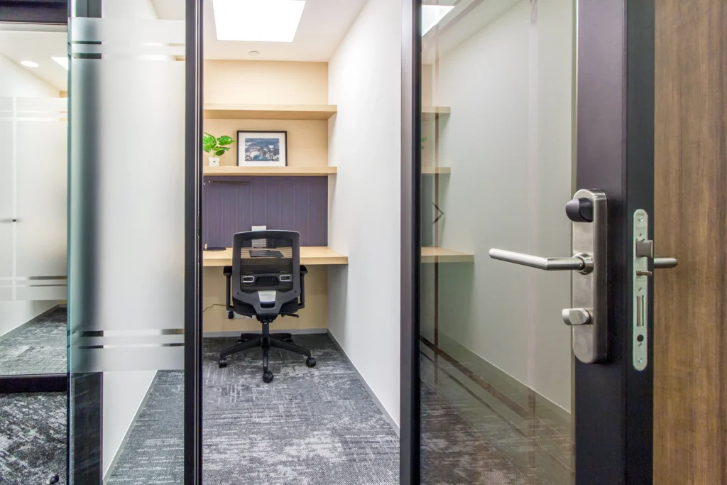 Compass Offices – Lee Gardens Two, Causeway Bay, Hong Kong – Compass Offices – Lee Gardens Two, Causeway Bay, Hong Kong – Photo 4