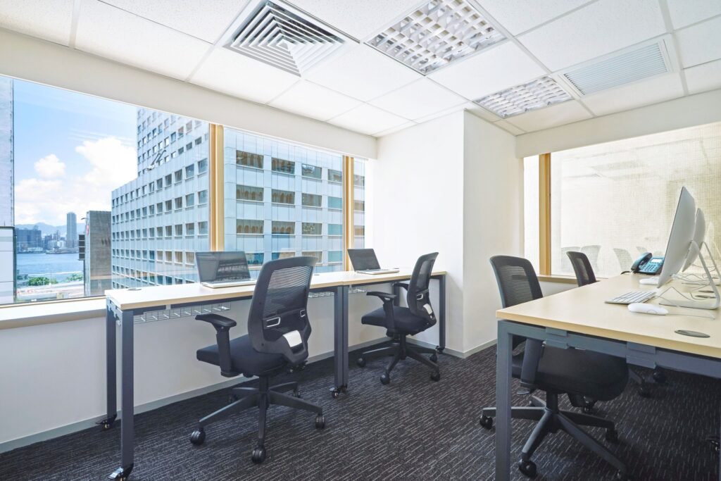 Compass Offices – Bank of Dongguan Tower, Central, Hong Kong – Compass Offices – Bank of Dongguan Tower, Central, Hong Kong – Photo 3