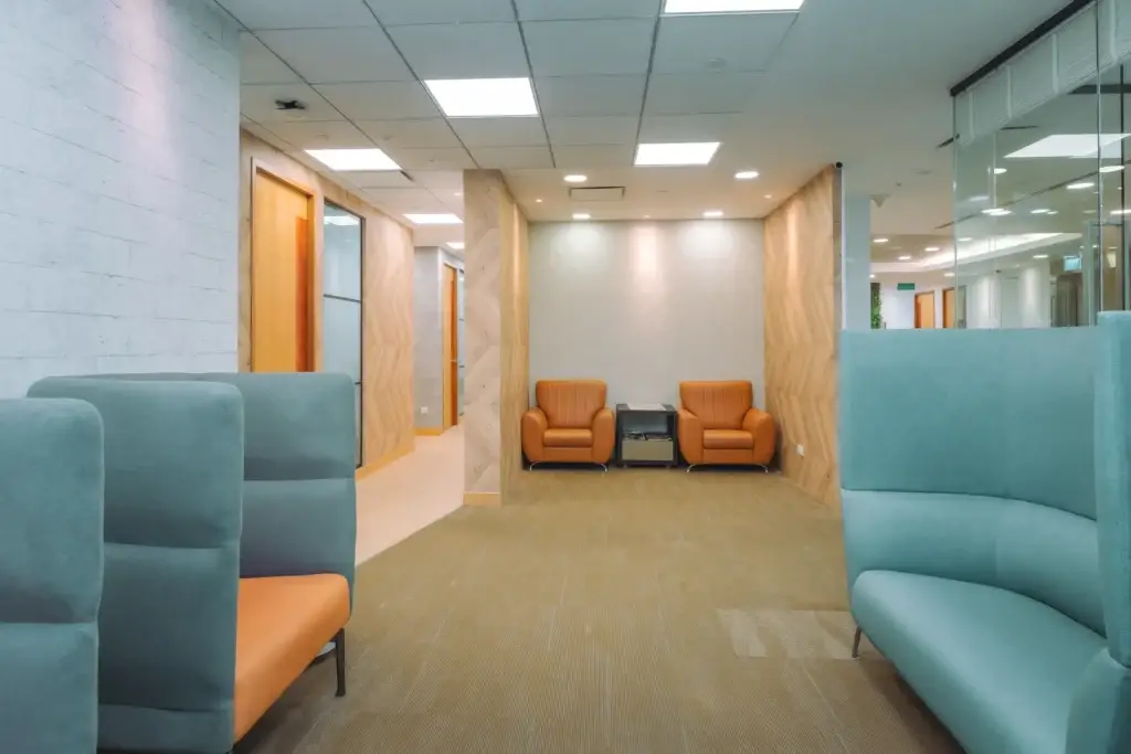 Centennial Business Suites – Shaw House, Orchard Road – Coworking lounge area at Centennial Business Suites Shaw House