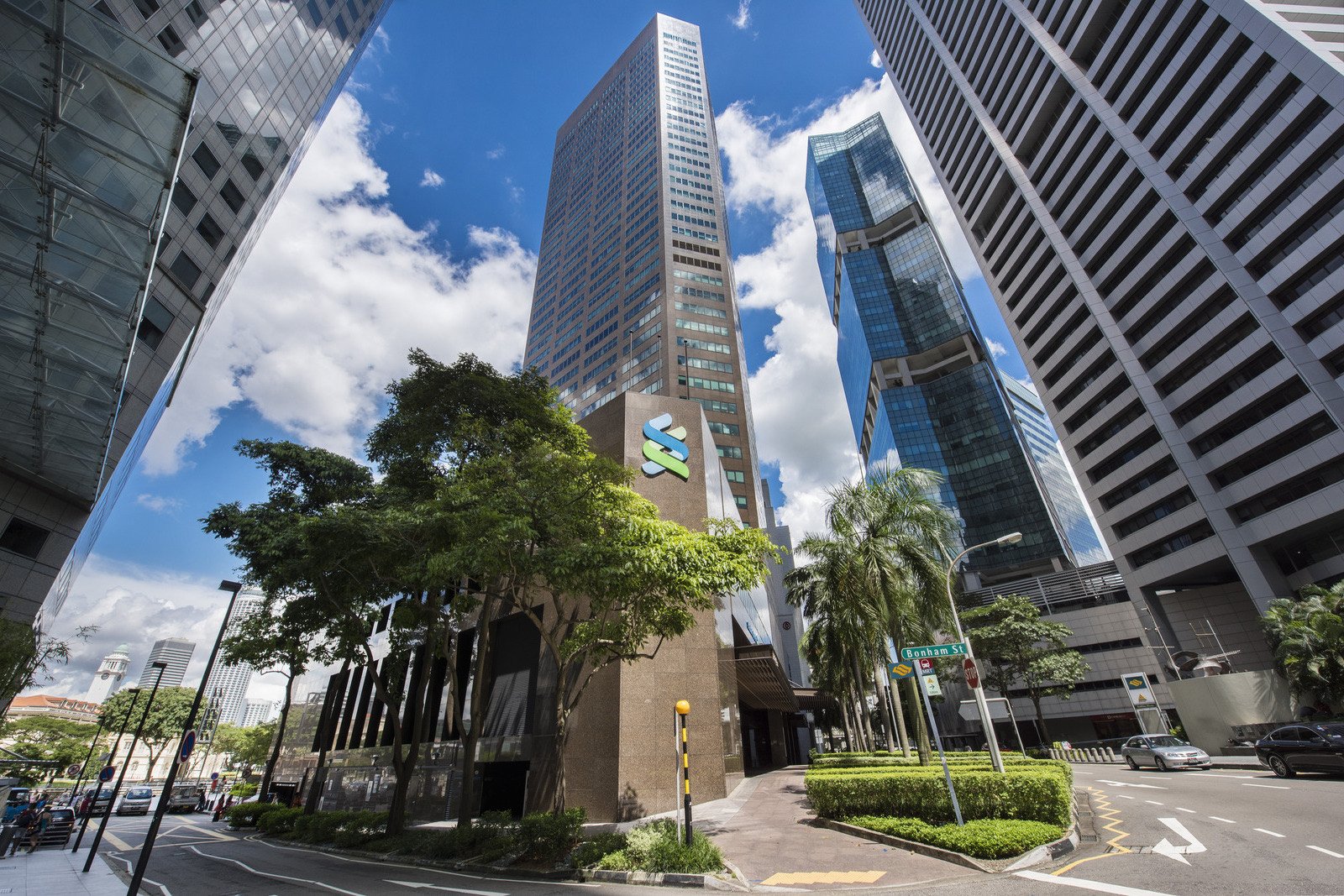 Six Battery Road — landmark Grade A office tower at 6 Battery Road, Raffles Place, Singapore, beside the Singapore River