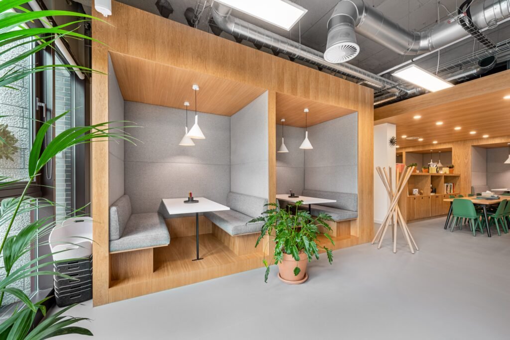 Regus – Serviced Office at La Roseraie 56, Daxing, Beijing, China – Spaces_Waterside_Drive_5691_Theale_UK_FocusArea_Without_People