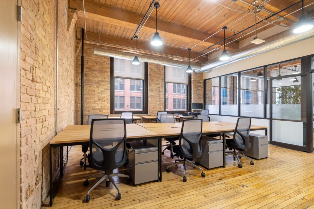 Regus – Serviced Office at Kerry Centre, Chaoyang, Beijing, China – Spaces_West_Ohio_Street_5775_Chicago_USA_Coworking_Space_1