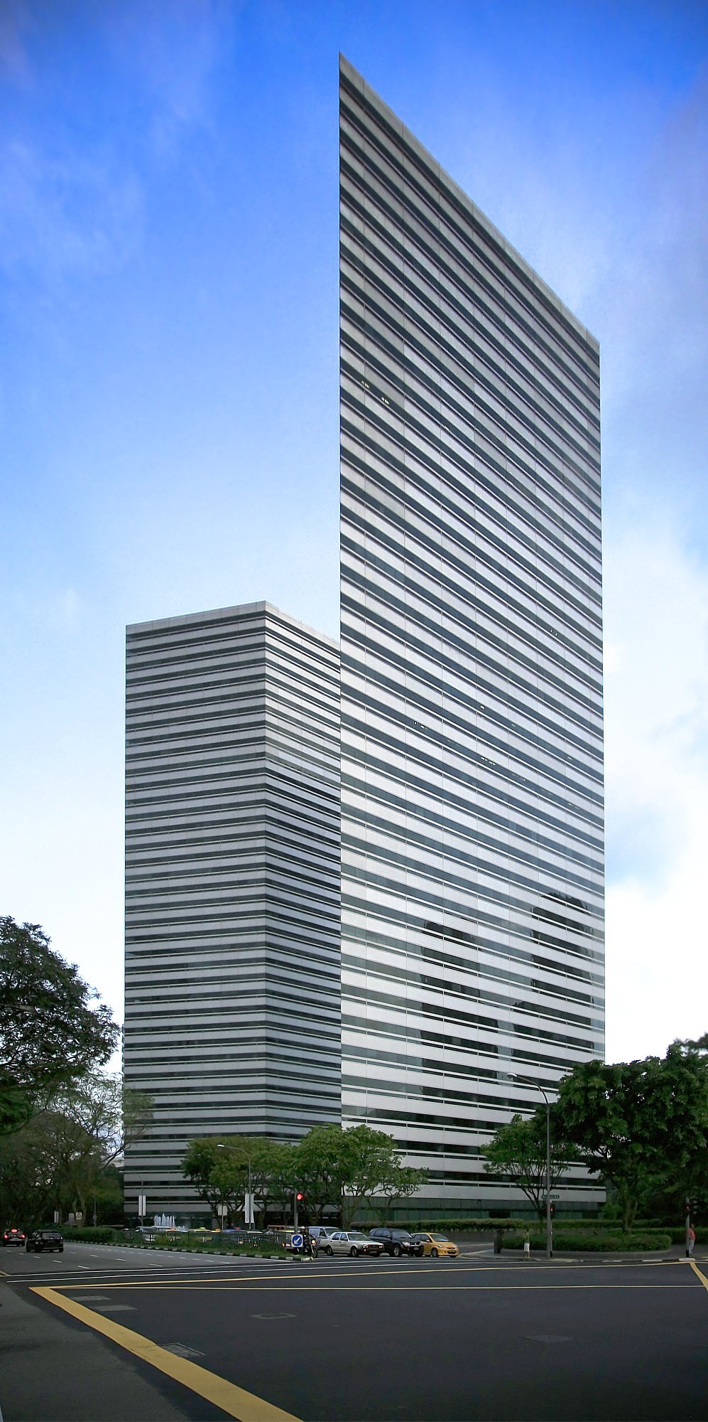 The Gateway twin office towers by I.M. Pei, 150 & 152 Beach Road, Singapore
