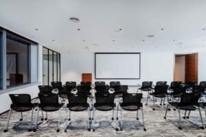 Eaton Club – Serviced Offices & Coworking at Champion Tower, Central gallery image 6