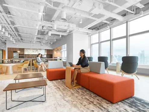 Spaces Hysan Place coworking lounge in Causeway Bay