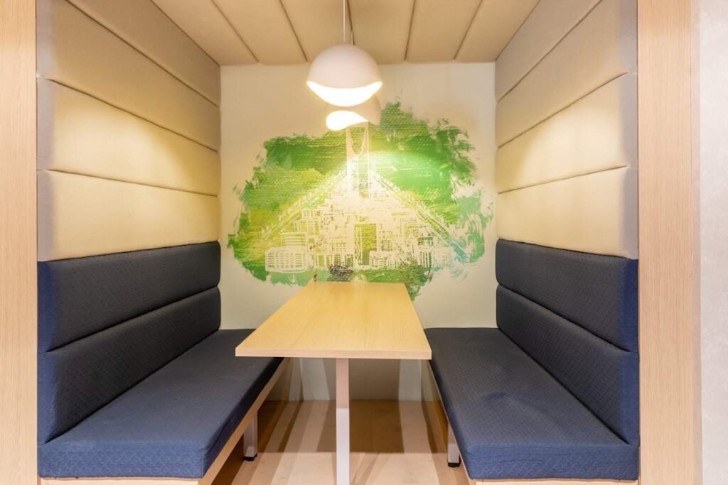 Regus – Serviced Office at Greenland Hongqiao World Center, Qingpu, Shanghai, China – greenlandhqw-2