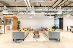 Regus – Serviced Offices & Coworking at Greenland Hongqiao World Center, Qingpu, Shanghai gallery image 10