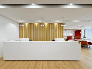 Regus – Serviced Offices & Coworking at Hang Seng Bank, Pudong, Shanghai gallery image 2