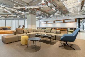 Regus – Serviced Offices & Coworking at Lee Garden Plaza, Putuo, Shanghai gallery image 8