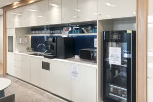 Regus – Serviced Offices & Coworking at Shanghai Zhenfeng Building, Pudong, Shanghai gallery image 6