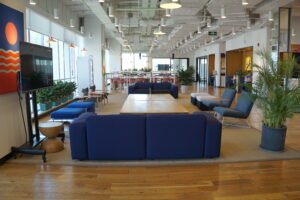 WeWork – Coworking & Serviced Offices at China Overseas International Center, Shanghai gallery image 3