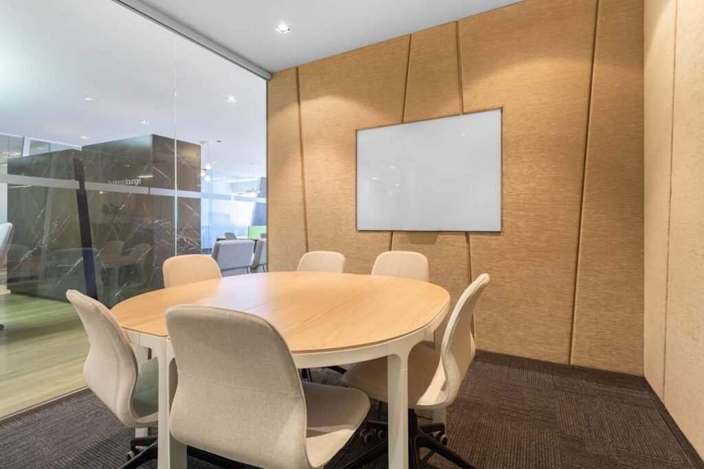 Spaces – Coworking Office at Hongqiao International Sci-Tech Plaza, Changning, Shanghai, China – spaces-sh-hongqiao-intl-scitech-plaza-6