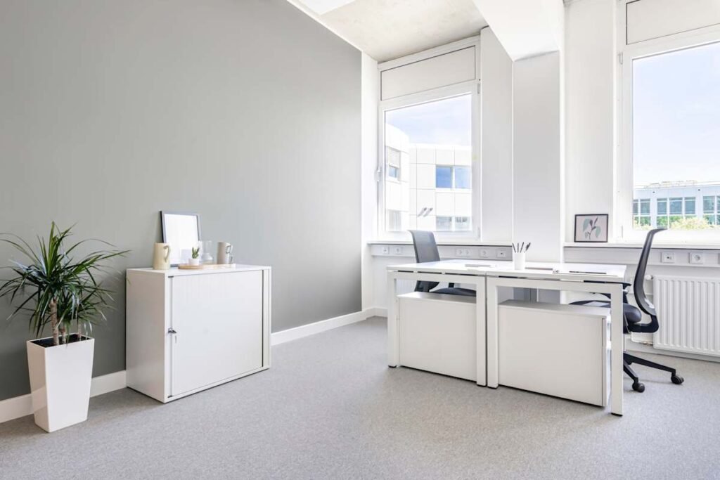 Spaces – Coworking Office at Hongqiao International Sci-Tech Plaza, Changning, Shanghai, China – spaces-sh-hongqiao-intl-scitech-plaza-9