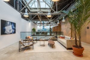 Regus – Serviced Offices & Coworking at Zhabei Centro, Jing’an, Shanghai gallery image 10