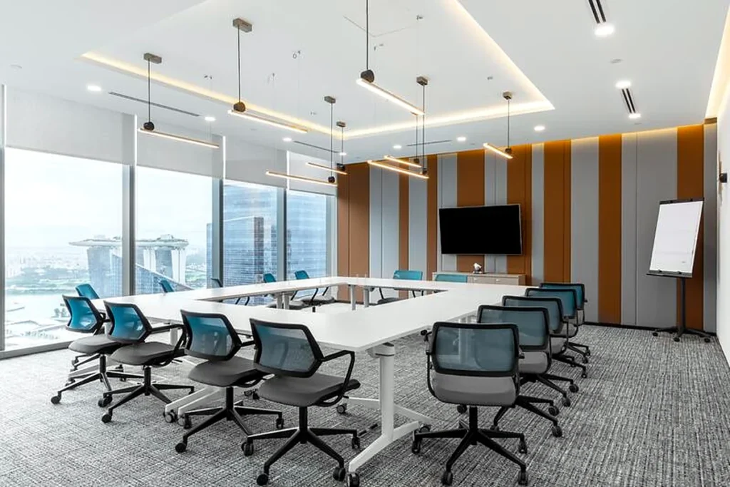 Signature by Regus Asia Square Tower 1 meeting room overlooking Marina Bay in Singapore