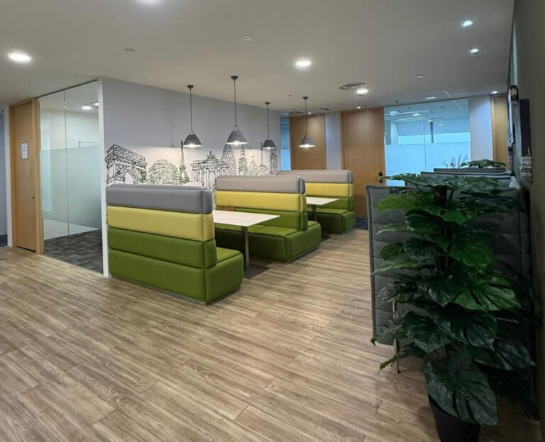 Regus – Serviced Offices at 1 Raffles Place Tower 2, Singapore