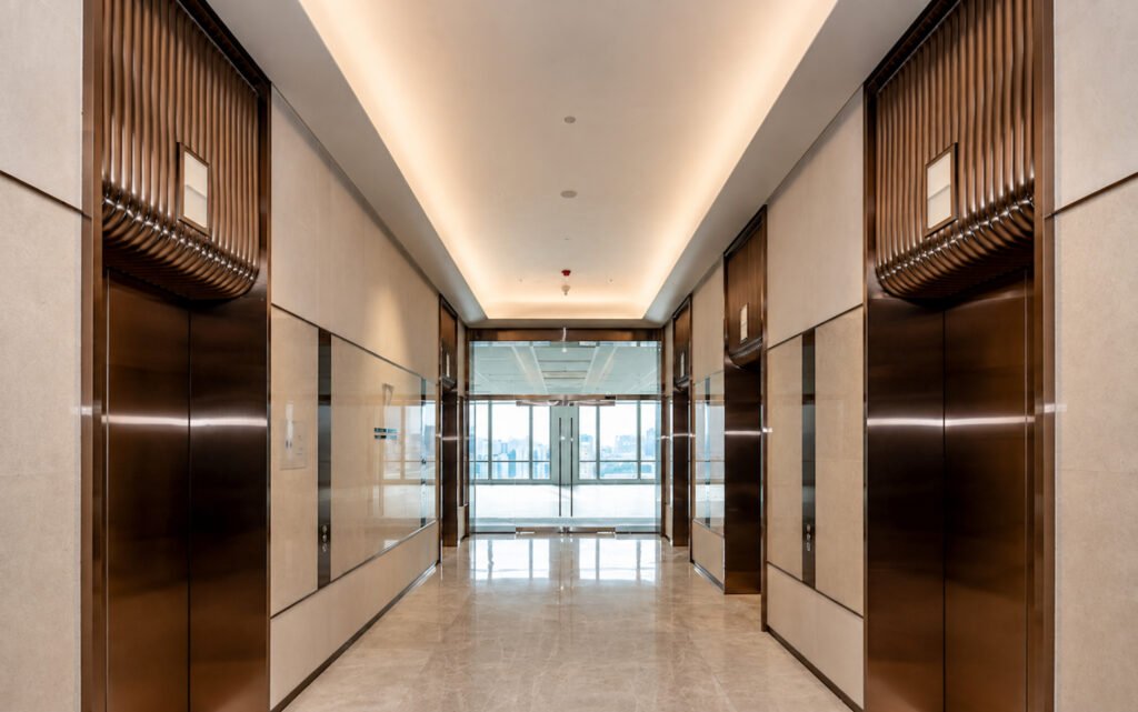 61 Robinson Road Office for Rent | Grade A Singapore – 61-robinson-office-floor-lift-lobby