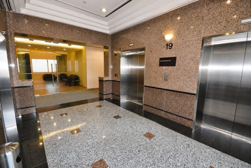80 Robinson Road Office for Rent | Singapore – 80-robinson-road-level-19-lift-lobby