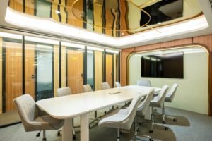 Bela Offices – Coworking & Serviced Offices at New World Tower gallery image 1