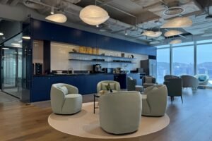 Bela Offices – Coworking & Serviced Offices at Two Harbour Square gallery image 3