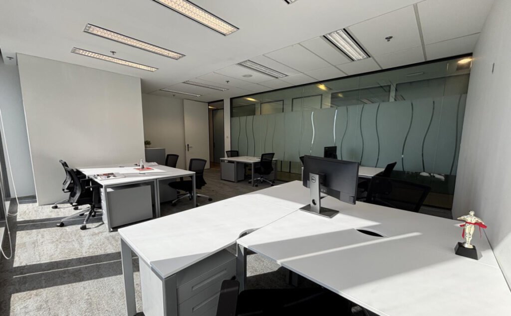 Regus – Serviced Offices at Guoco Tower, Tanjong Pagar, Singapore – guoco-tower-11